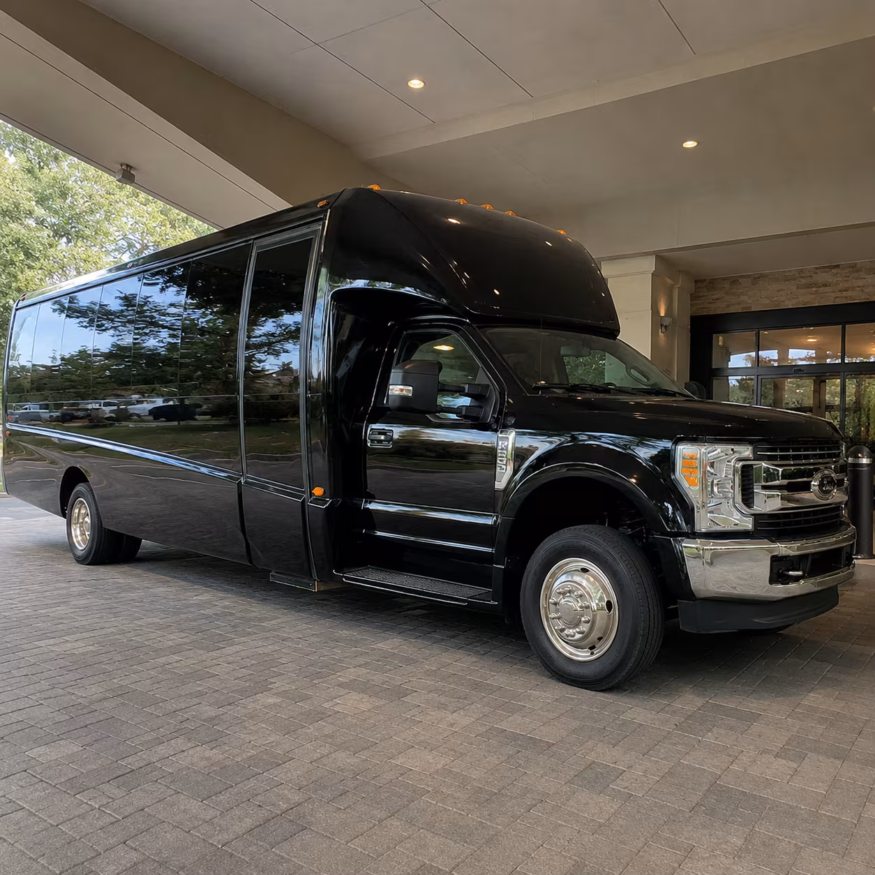 charter buses for jupiter area high school and college campus visits