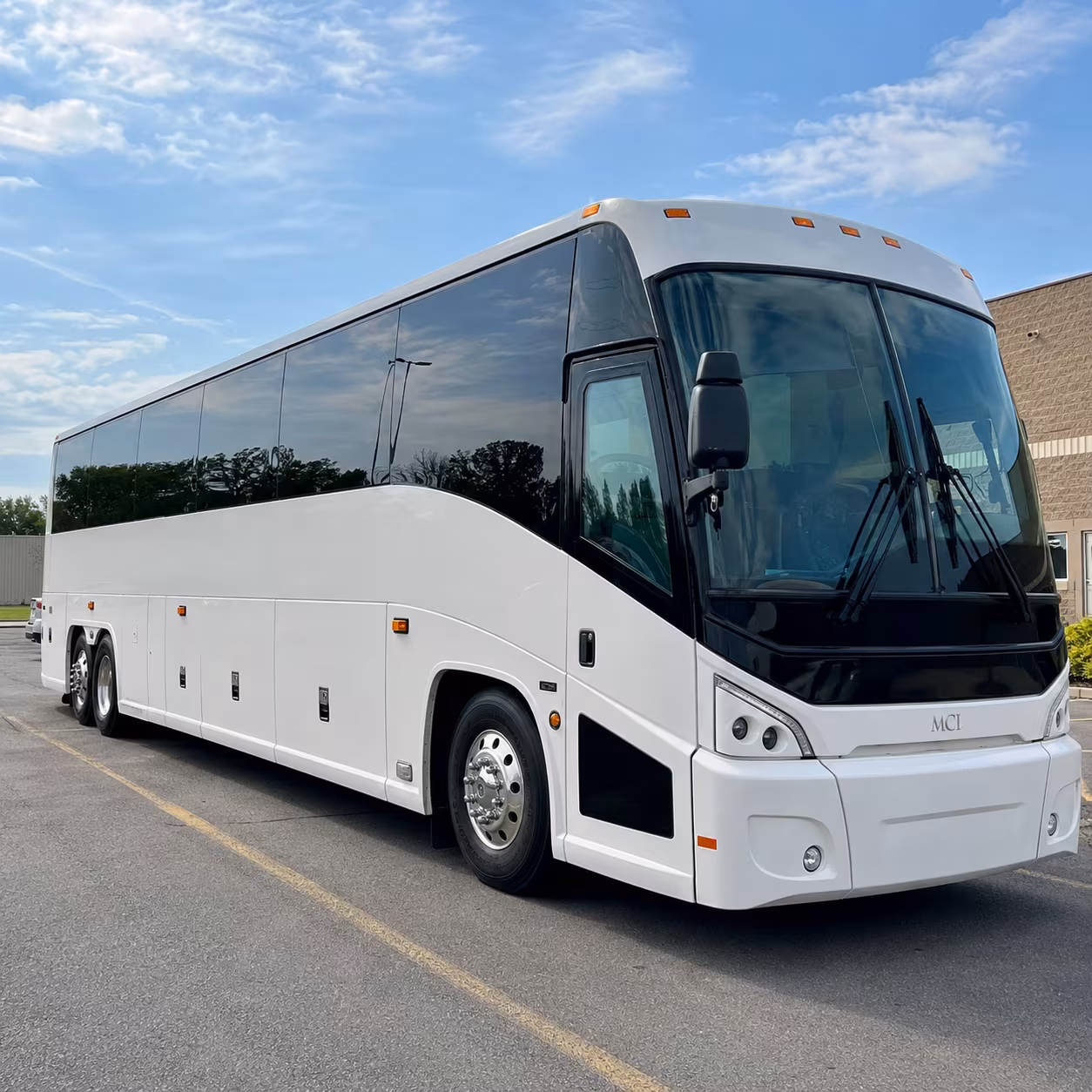 find the perfect transportation for your next airport transfer 1