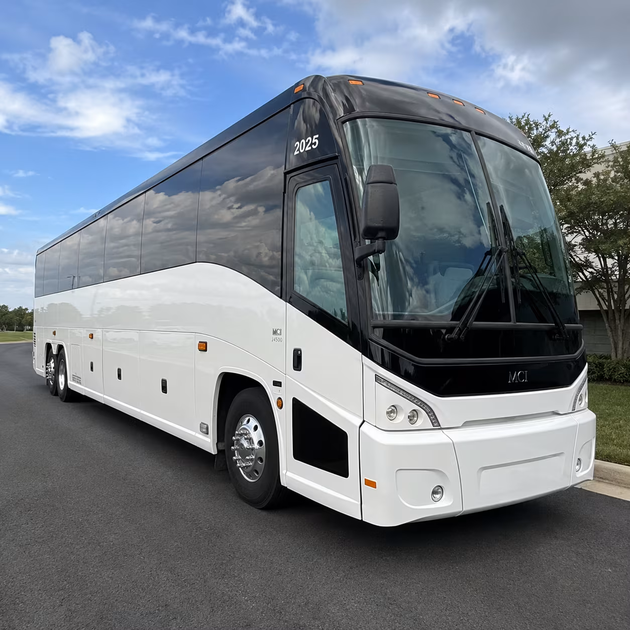 find the perfect transportation for your next airport transfer 5