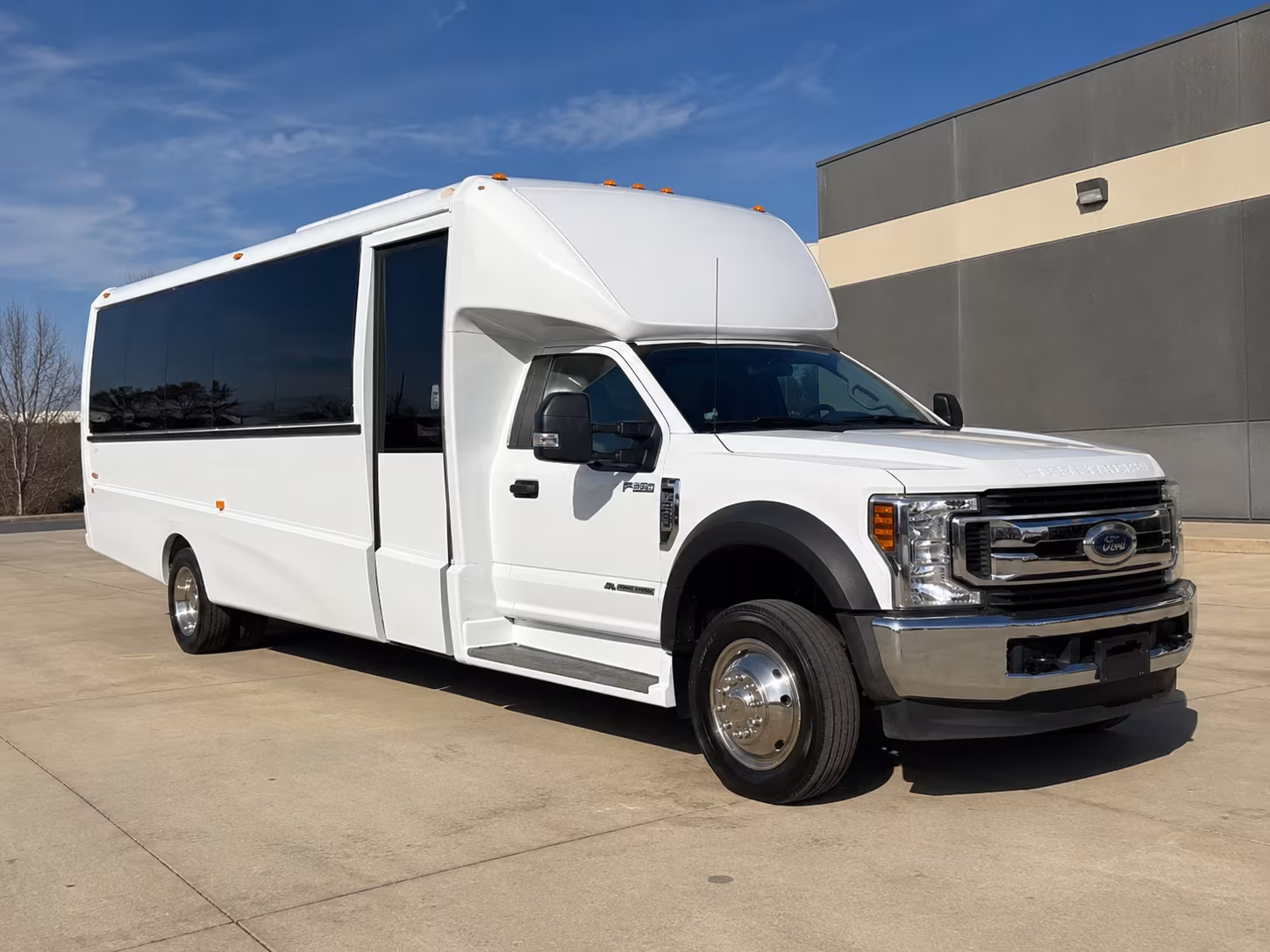 find the perfect transportation for your next corporate event 4