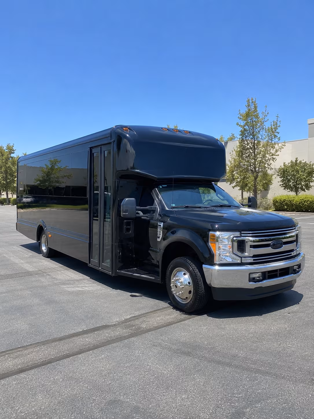 party buses for bachelorette wine tours around jupiter and palm beach county